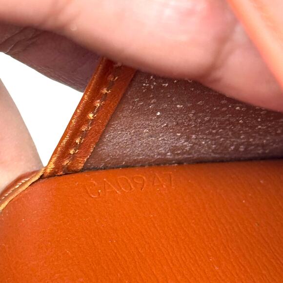 Louis Vuitton Long Wallet / Passport Case - Picture 11 of 11